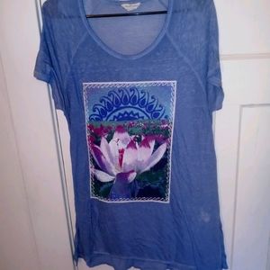 Lucky lotus Graphic tee